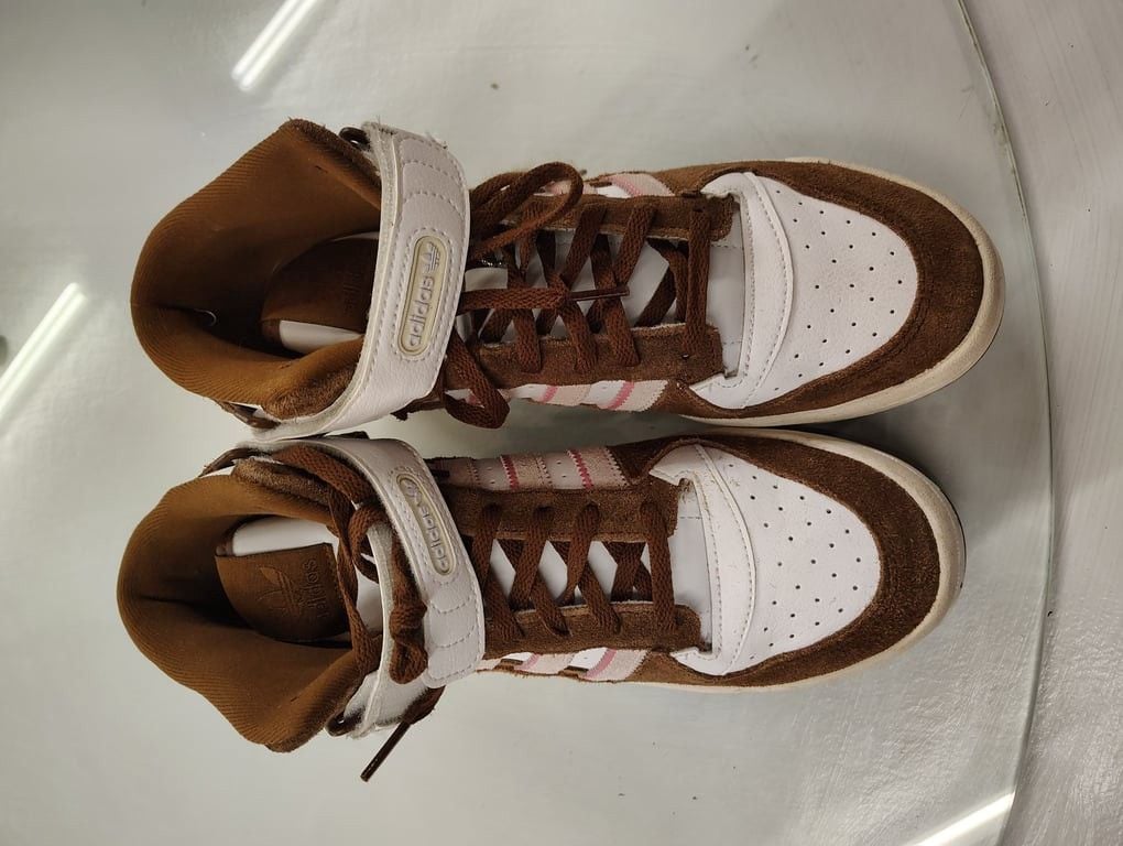 Adidas Original High-Top Suede Sneakers 2