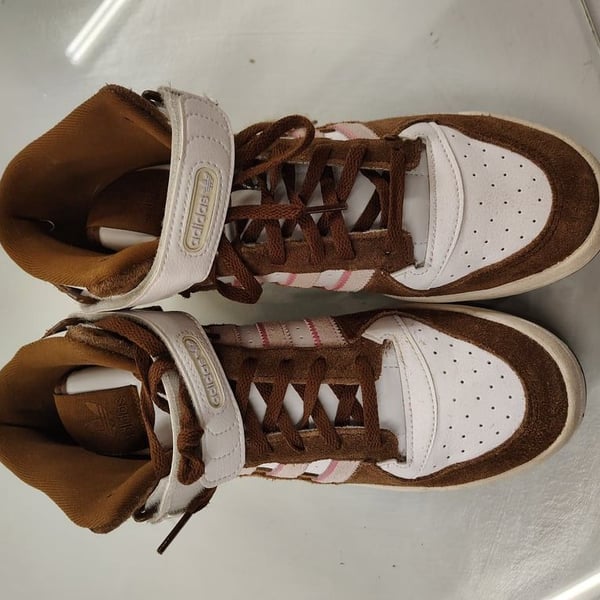Adidas Original High-Top Suede Sneakers