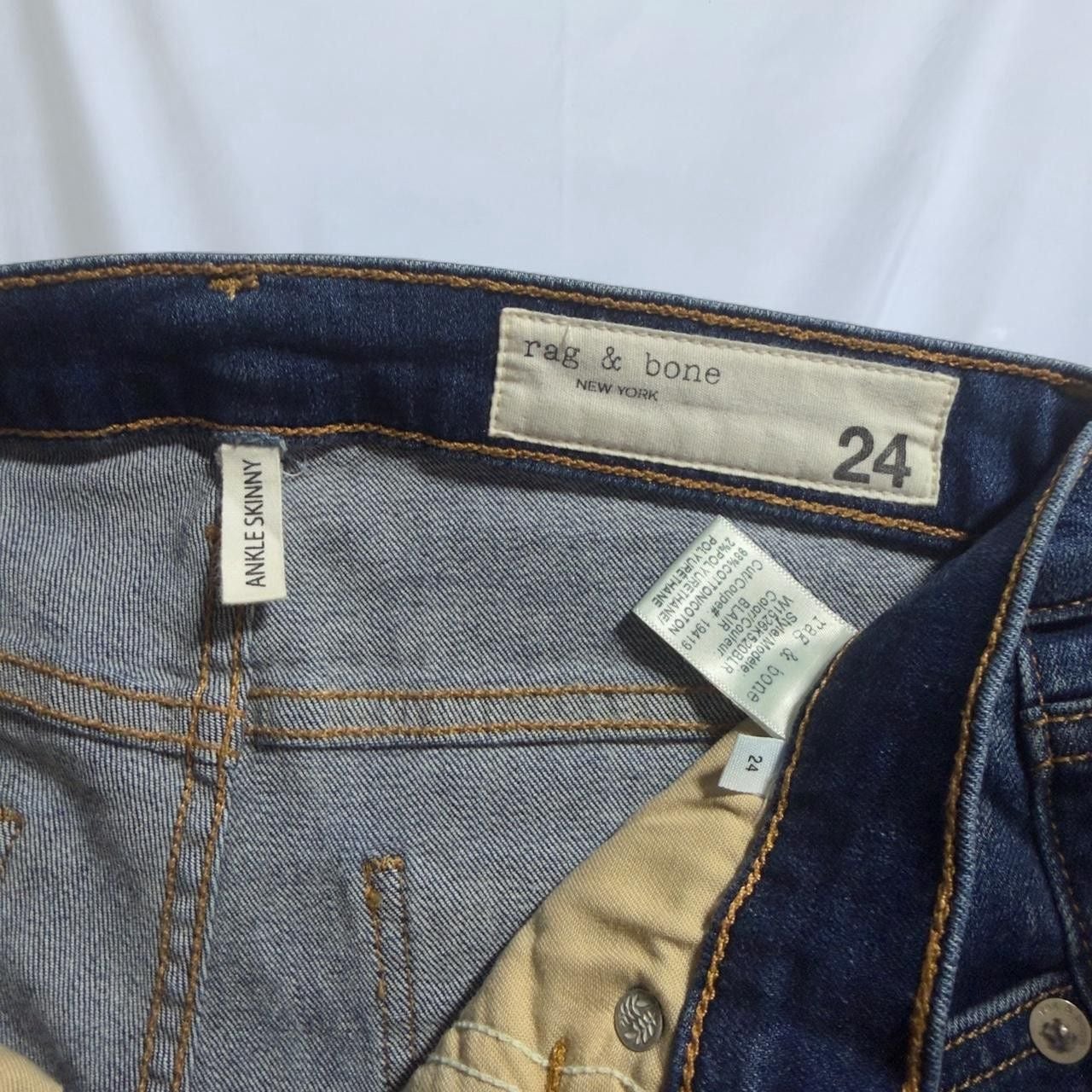 Rag & Bone ankle skinny jeans in size 24. Navy blue denim with high rise and tapered fit. #ankle #highrise 6