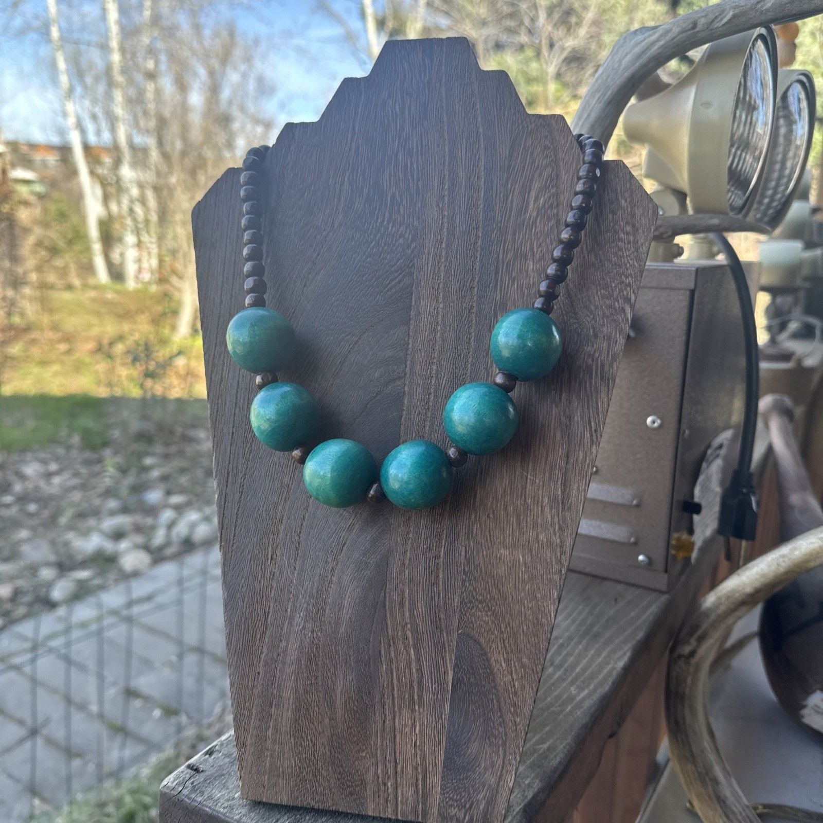 Miami Blue/Green Wood Necklace Boho Chic Casual Natural Hippie 2