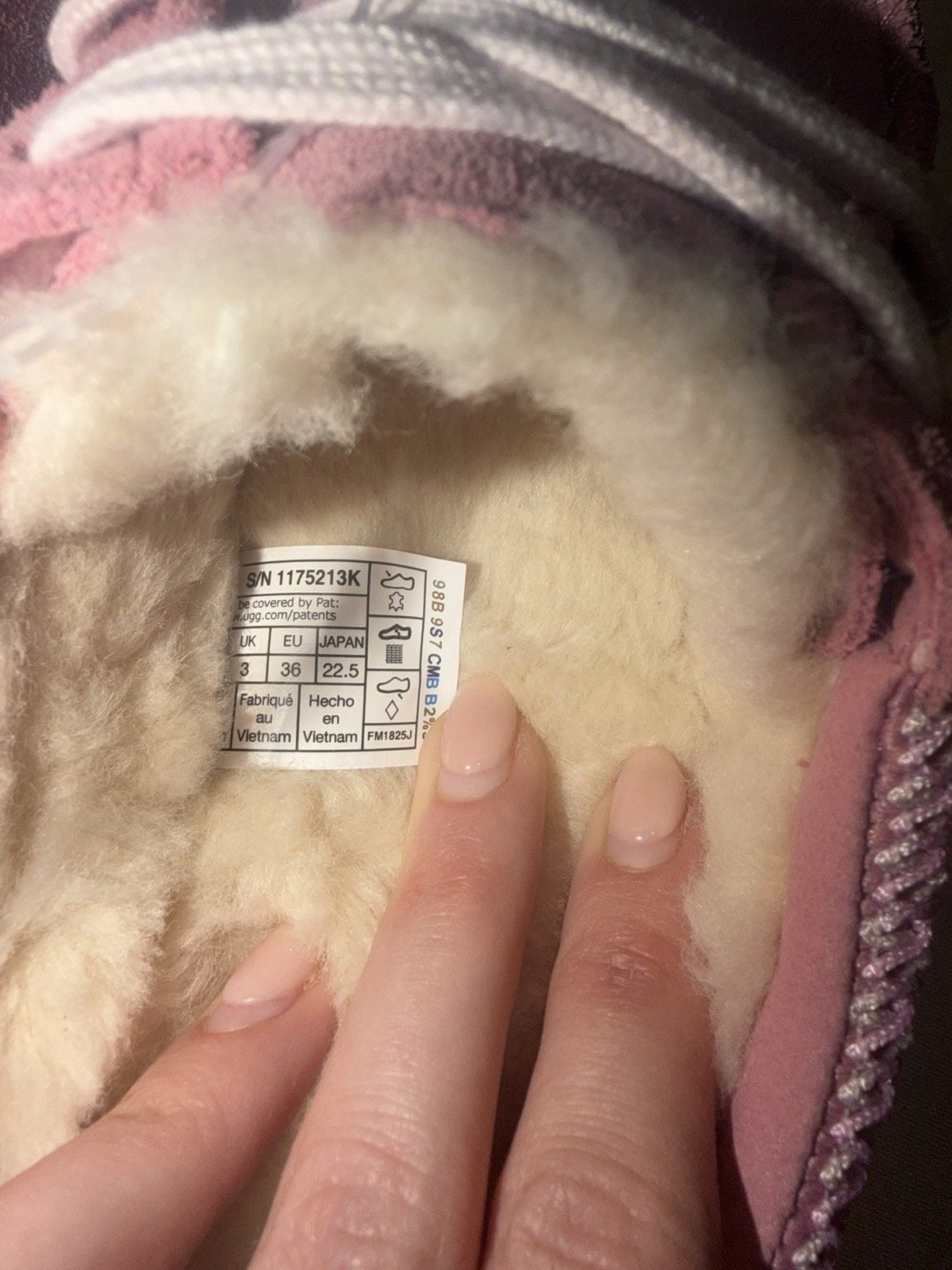 NWOT Pink UGG® Kids' Tasman Mule Size 4 7