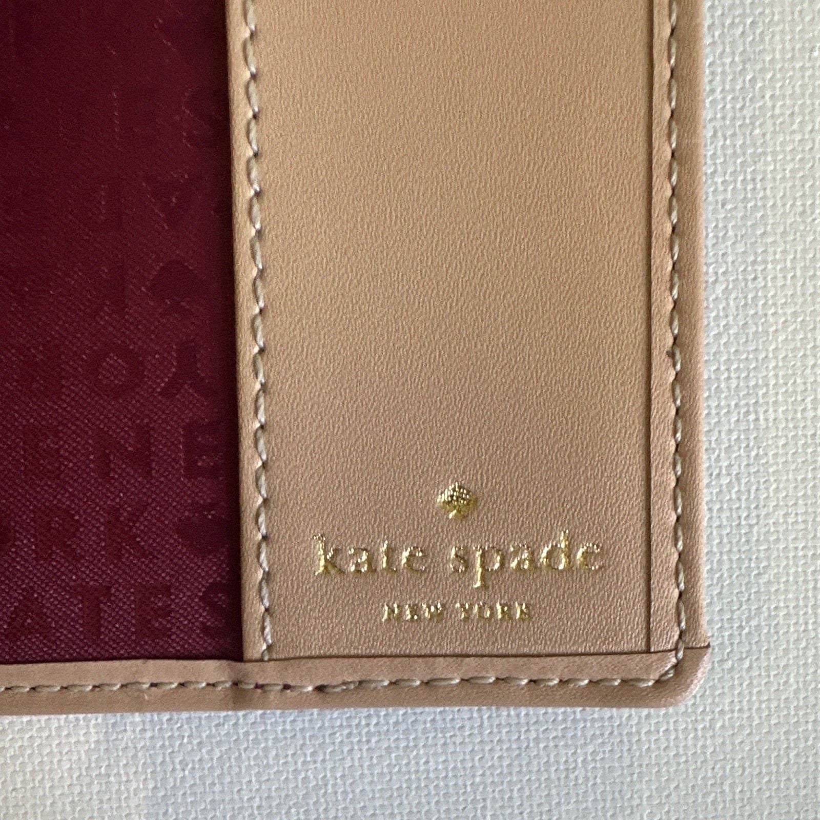 Kate Spade New York Burgundy Leather Passport Holder Type WLRU2615 3