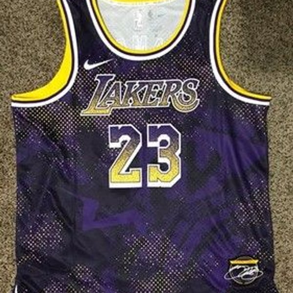 Nike Select Series LeBron James 23 Lakers Jersey Size 52 Purple NWT