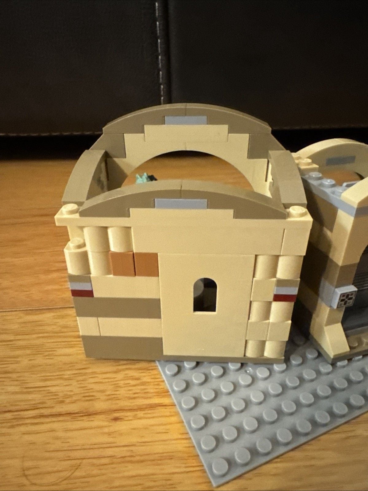 LEGO Star Wars Mos Eisley Cantina 75205 & Droid Escape Pod 75136 Han Solo Greedo 7