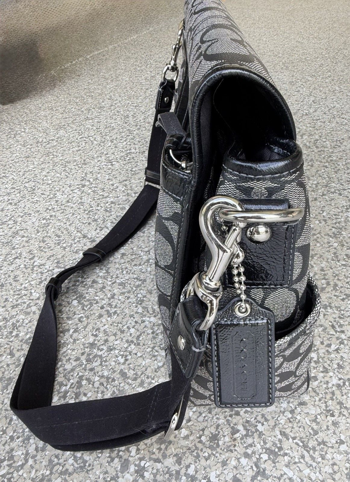 Coach Signature Messenger Crossbody Bag – Style F18373 5