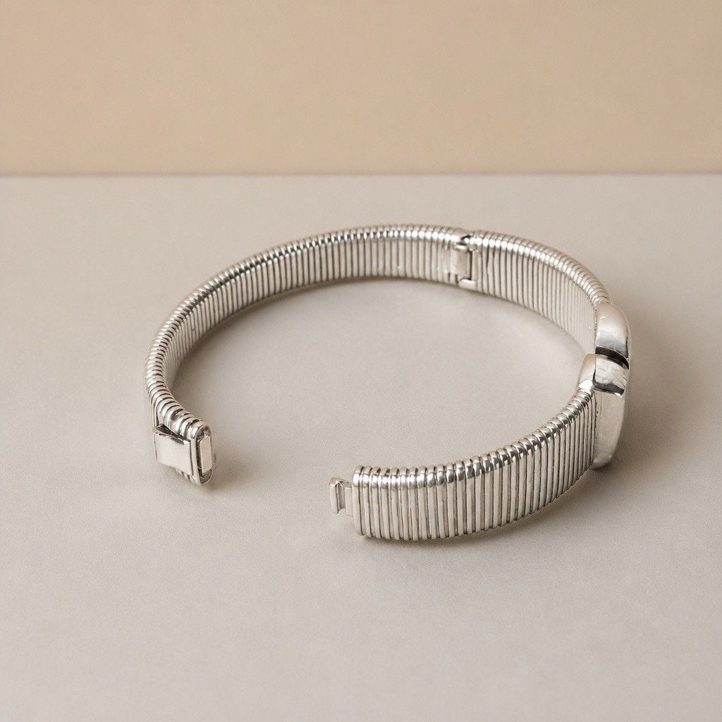High End Silver Plated Ribbed Cuff Bangle Bracelet Pavé VVS CZ Crystal 4