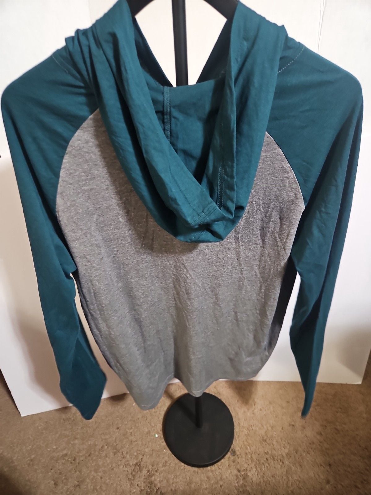 Philadelphia Eagles Raglan Hoodie L NEW 3