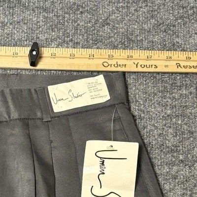 Umen Studio Suit Mens Large 33x33 Gray Viscose Polyester Classic 2 Piece 21
