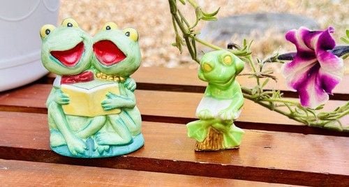 VTG MCM Lot Of 2 JSNY Frogs Singing Frog Couple & Lonely Frog Made In Taiwan MCM 2