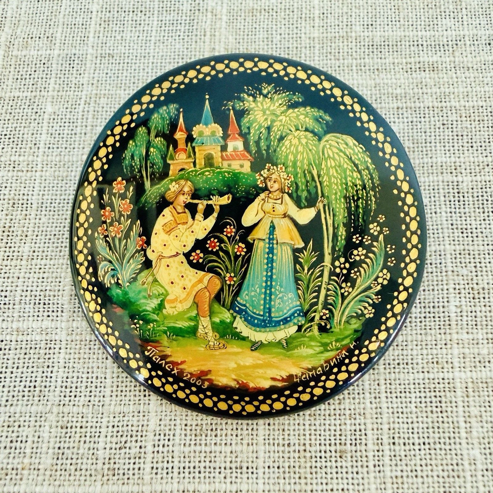 Palekh Russian Lacquer Brooch Signed Dated 2008 Hand Painted Miniature Gold Pin 2