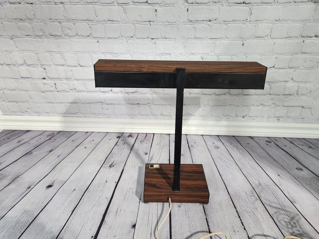 Vintage Luxo T-Bar Fluorescent Desk Lamp Woodgrain Modern Tested Working 1