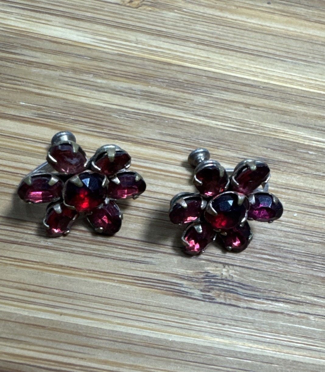 Vintage Sterling Silver Garnet Flower Screw Back Earrings Floral Cluster 2