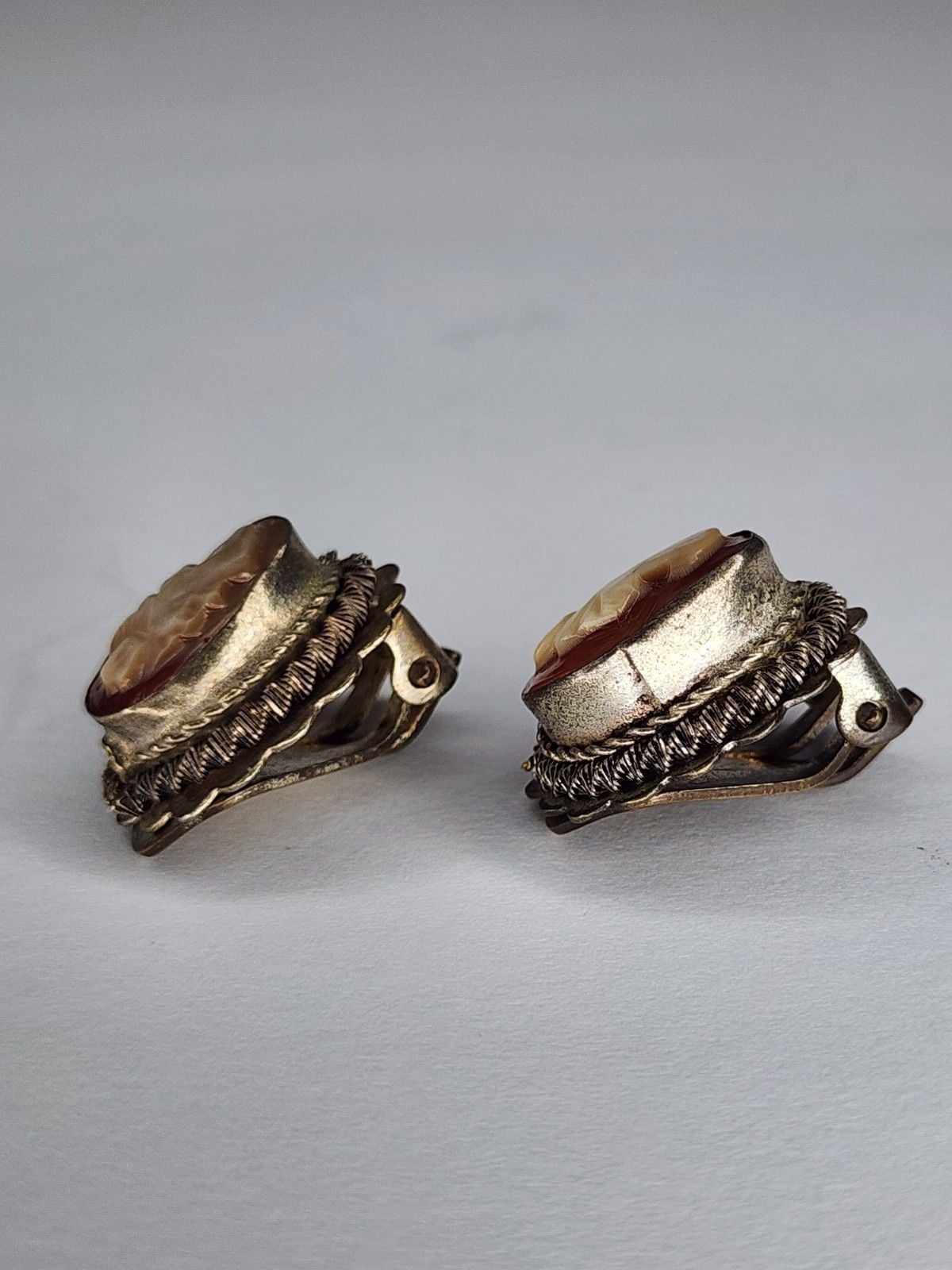 Hand Carved Hand Made Cameo Clip On Earrings 8