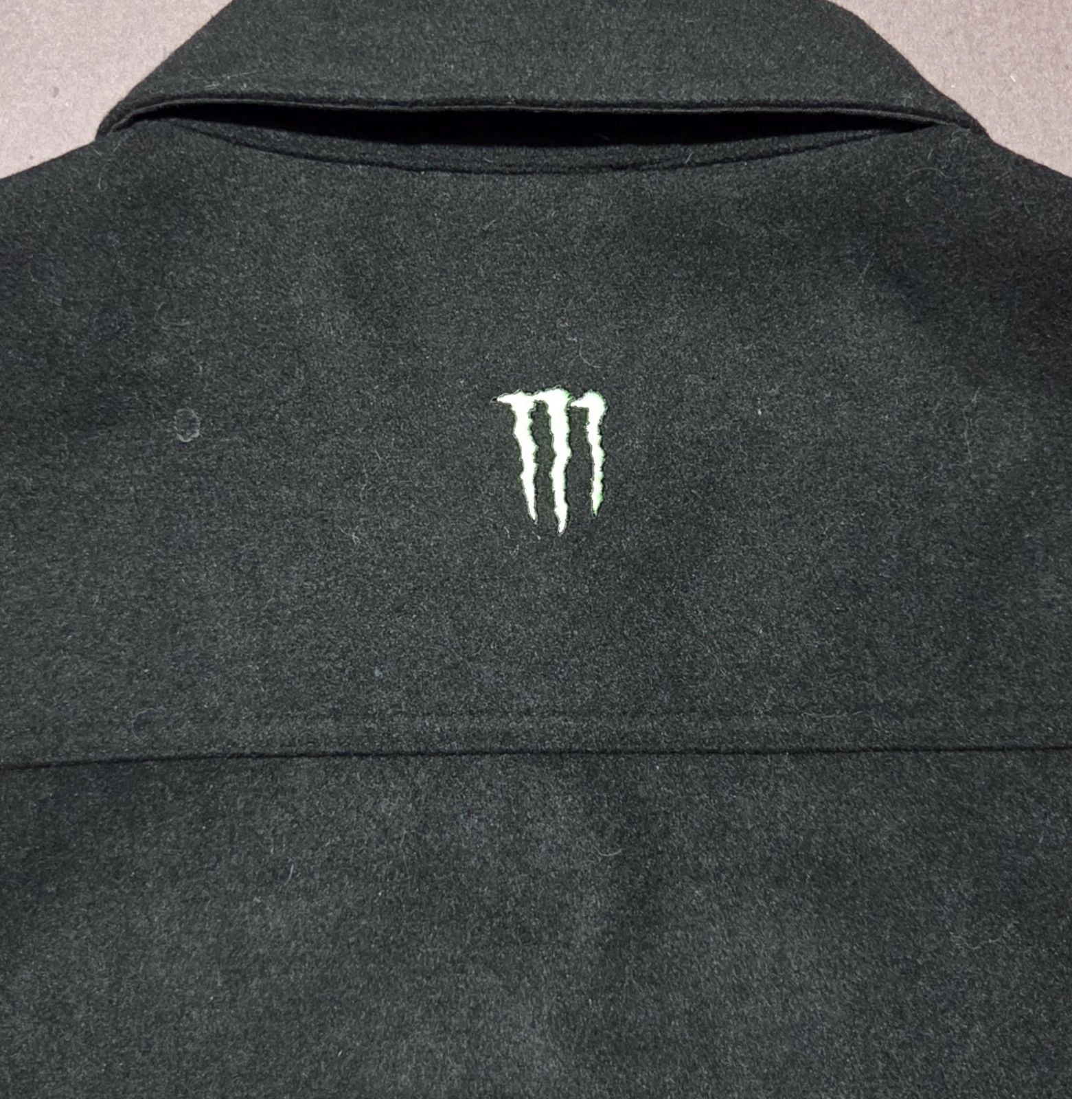 Monster Energy Men’s Black Solid Flannel Button-Up Logo Pockets Long Sleeve M 11