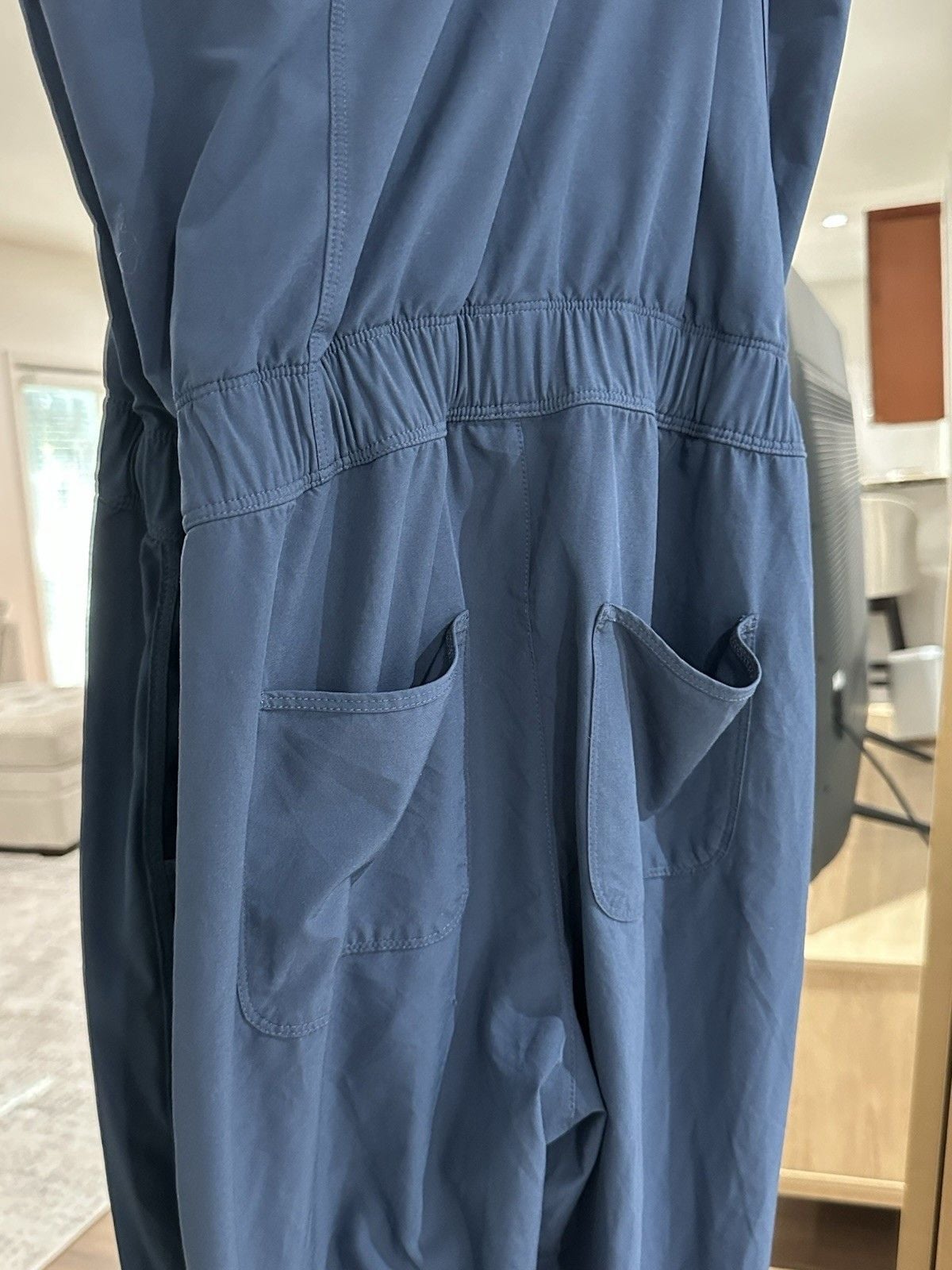 Patagonia Fleetwith Romper Womens Medium V-Neck Drawstring Stretch Waist 10