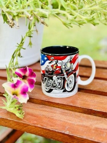 VTG NOS Great Gift For Bikers Coffee Mug With Motorcycle & The American Flag 4”T 4
