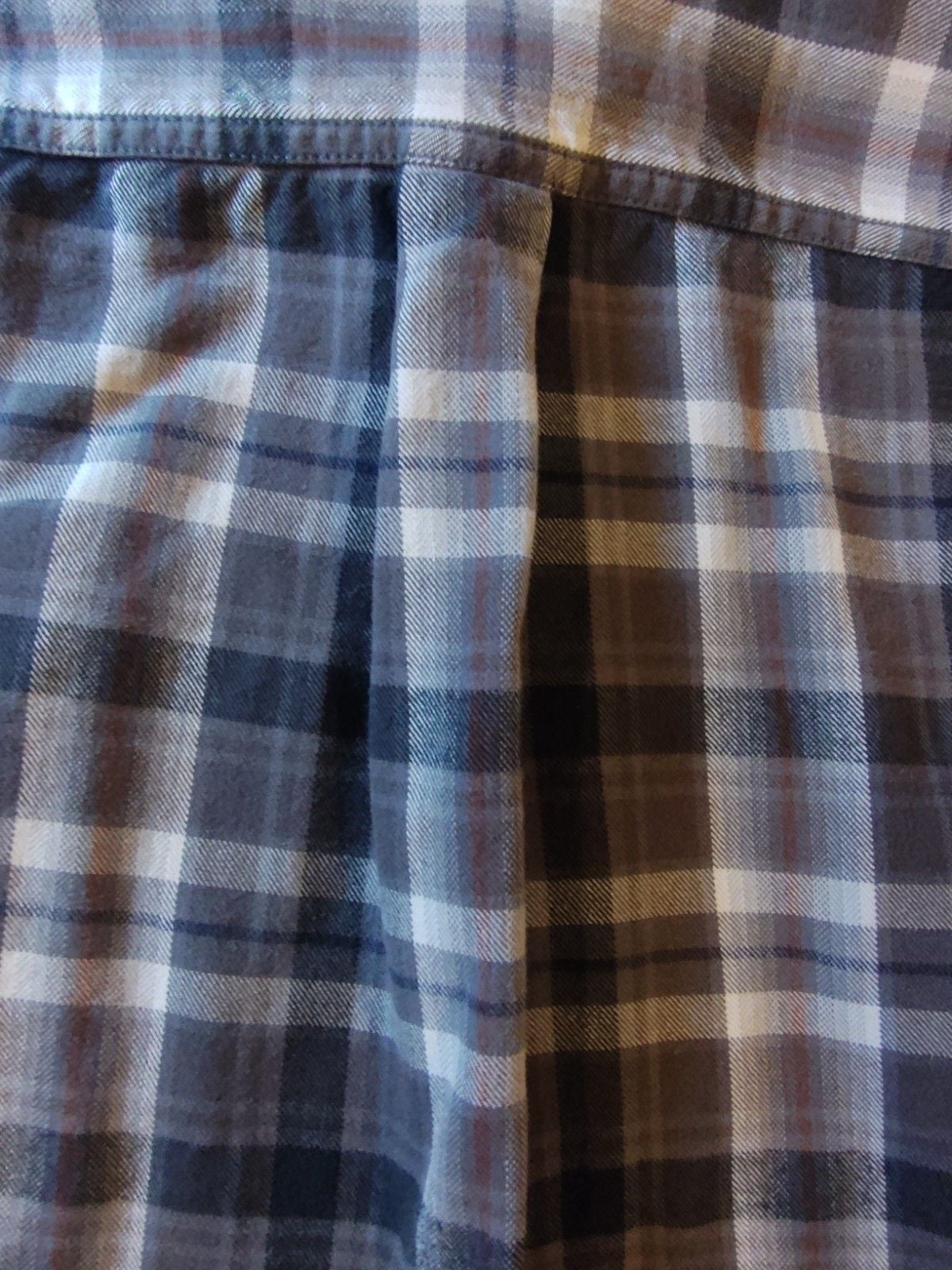 Eddie Bauer Classic Fit Men's Size Large Black, Gray & White Flannel Shirt 9