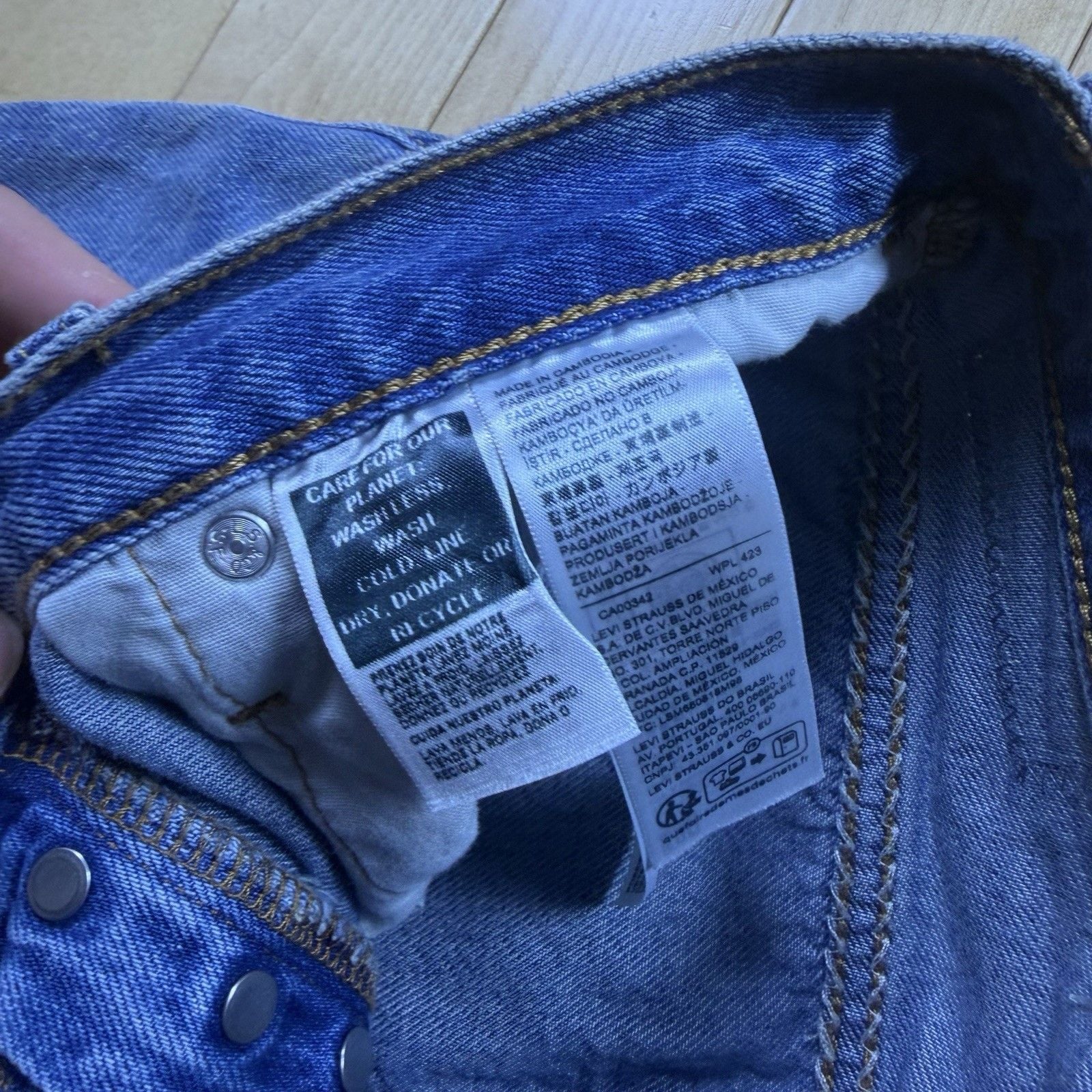 Levi's 501 High Rise Cutoff Denim Shorts W27 Distressed Raw Hem NWT Y2K 14