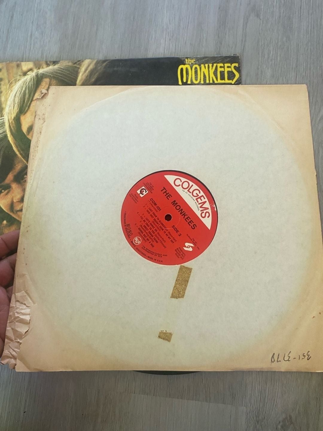 The Monkees (COM -101) 1966 Colgems Vinyl LP 2