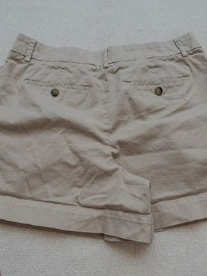 Sézane Paris France Pleated Cuffed ROME Chino Shorts in Beige - Size FR 40 US 8 11