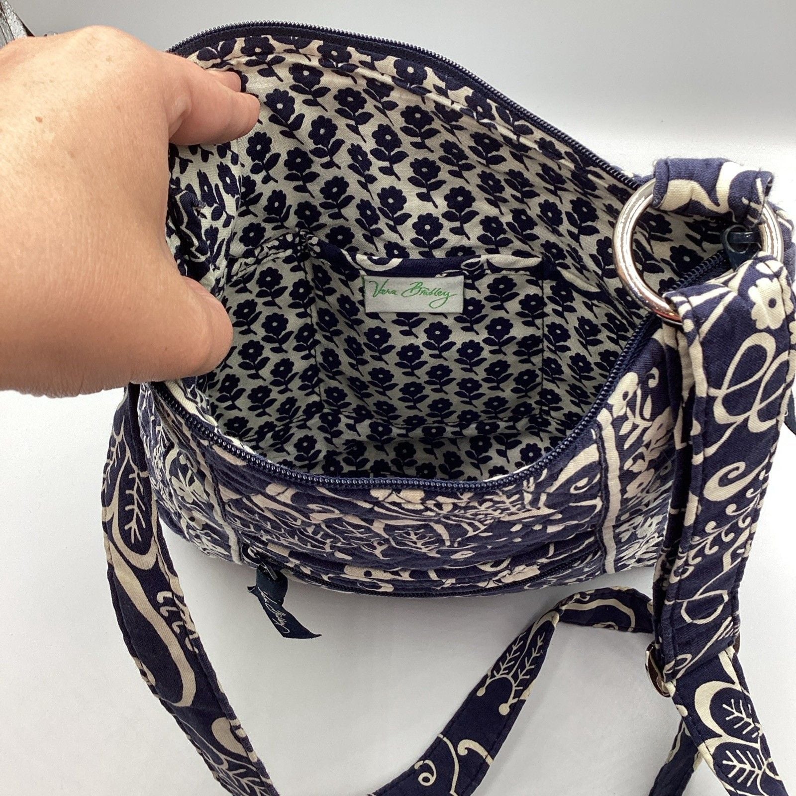 Vera Bradley Hipster Crossbody “Twirly Birds” Navy Blue Retired Pattern 8