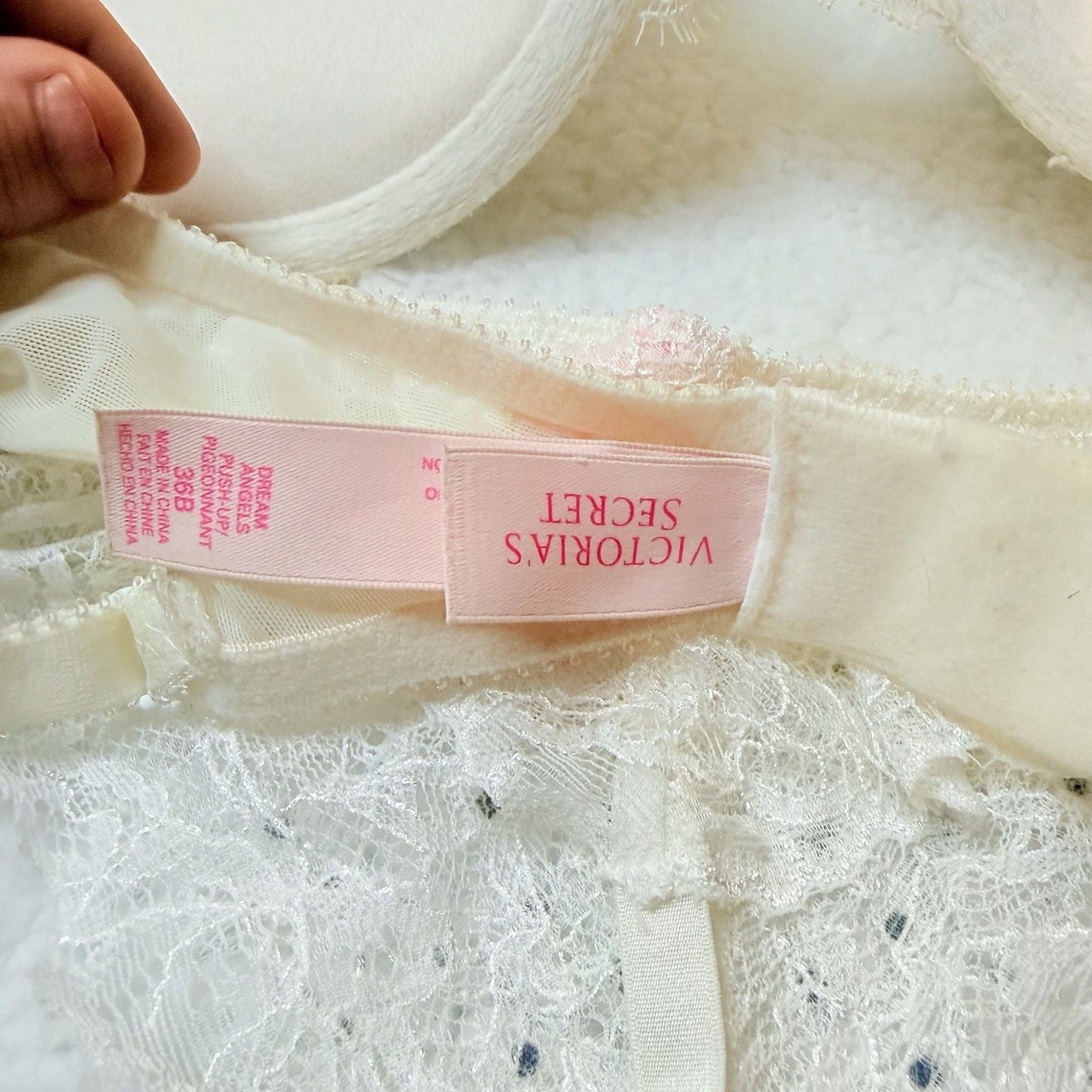 NWOT 2013 Victoria's Secret Dream Angels Push-Up Lace Underwire Bra Set 38DDD 3