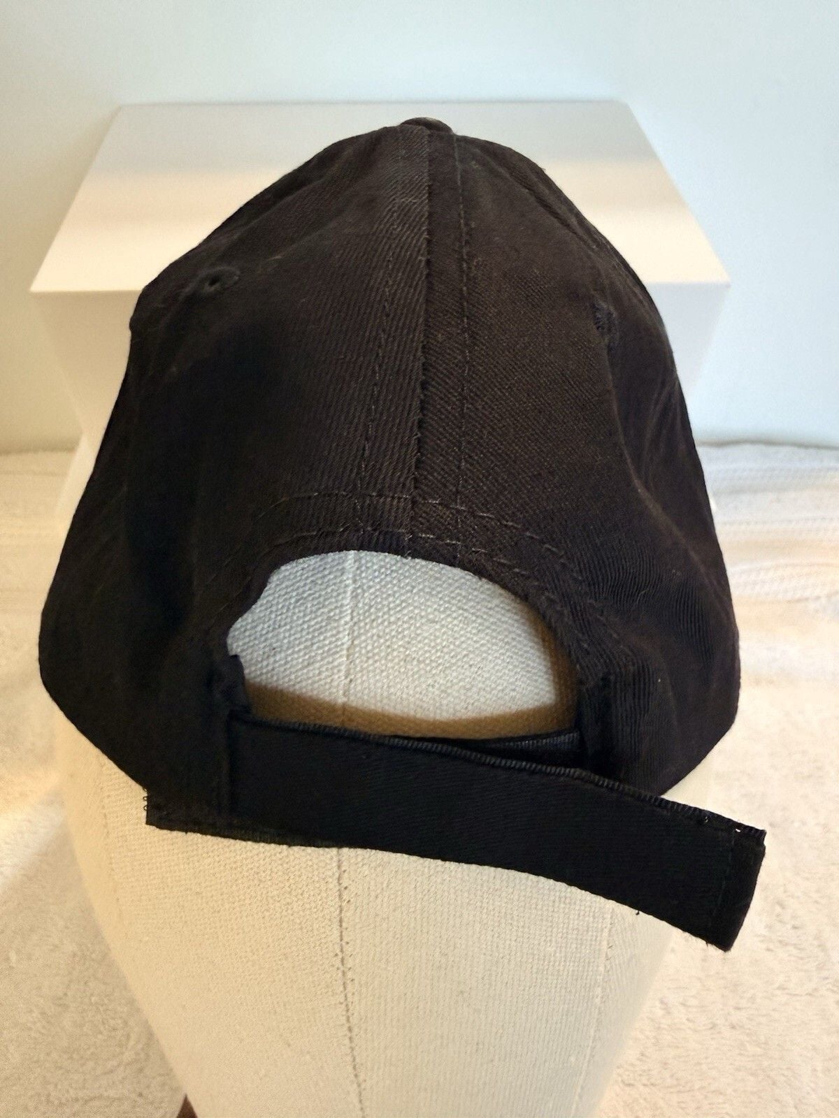 Black Baseball Hat OSFA w/Adidas Iron On Patch Snapback Cap Great Condition! 6