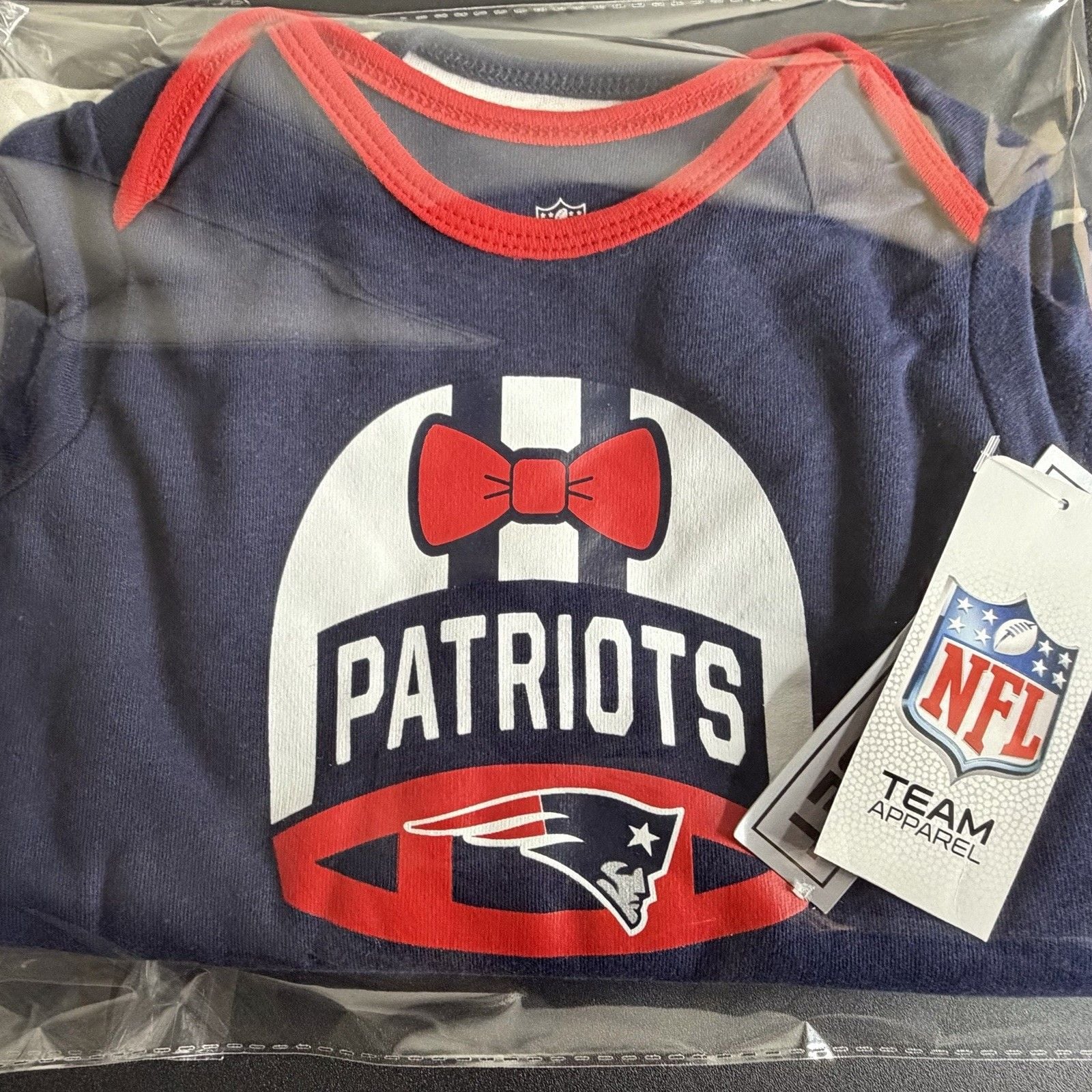 NFL Team Apparel New England Patriots infant 3-piece bodysuit set 6