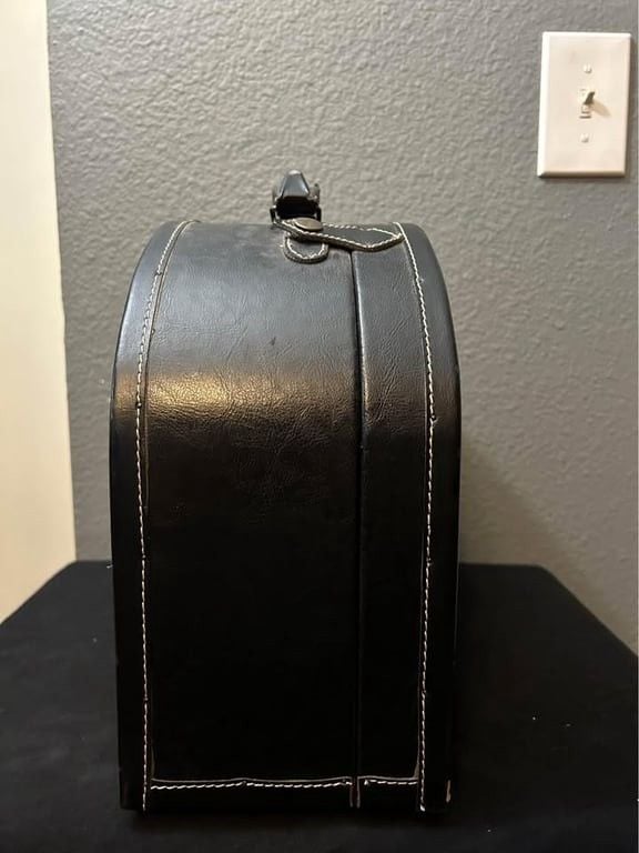 Vintage Paris Poodle Handbag Leather DOUBLE THE SIZE 9