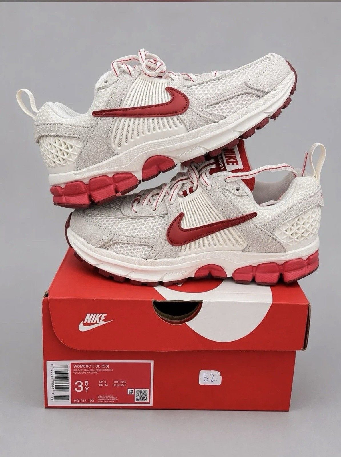 Nike Vomero 5 SE (GS) White/Red Low Top Mesh Sneakers Kids US 3.5 IB5727-100 2