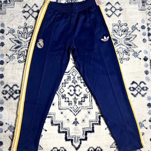 Adidas Real Madrid OG Pant size Medium 25/26 Navy Cotton Polyester Athletic Pant