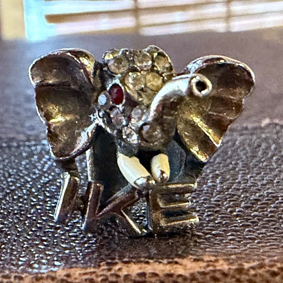 Vintage Bogoff “IKE” Eisenhower Rhinestone Elephant Lapel / Buttonhole Jewelry 2