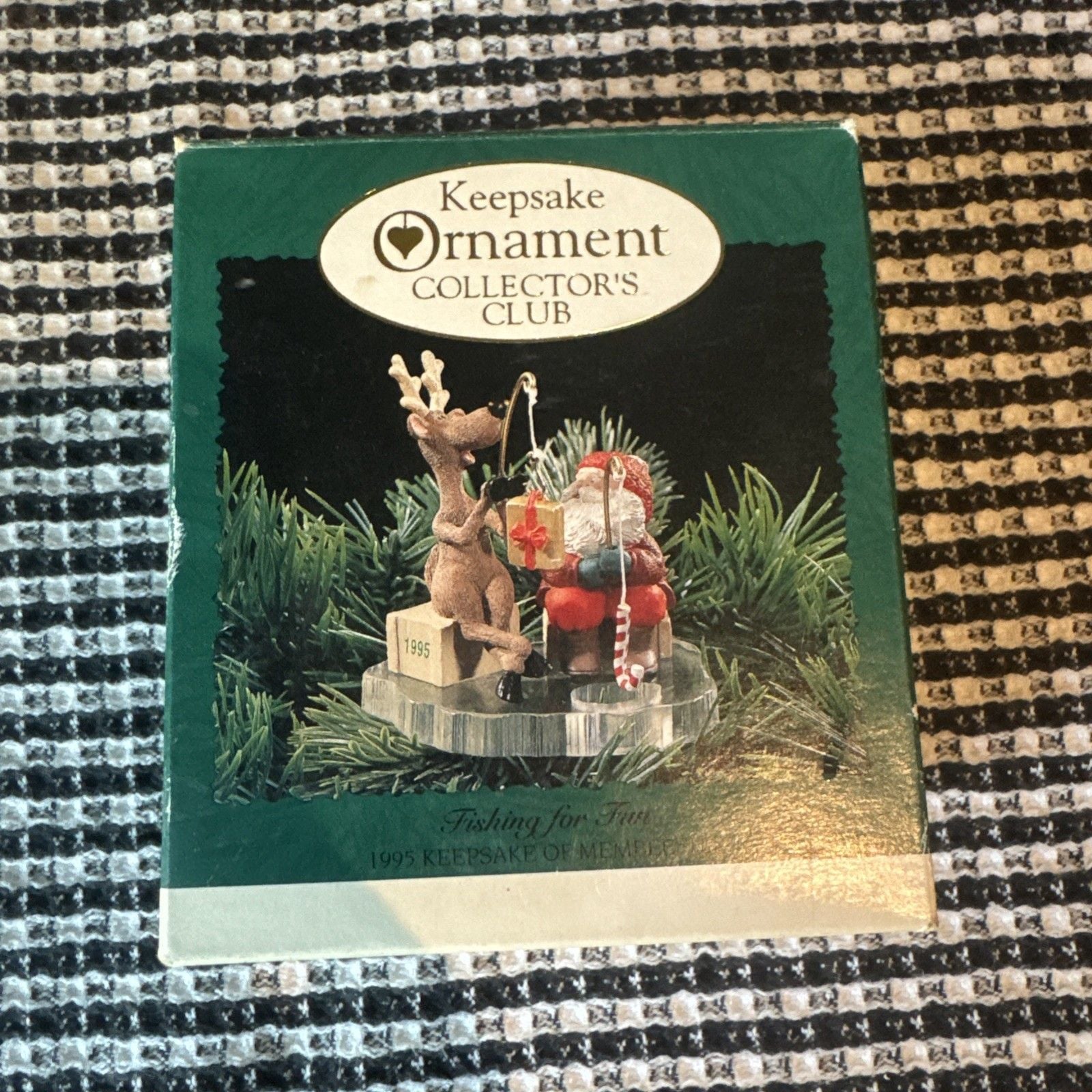 1995 Hallmark Keepsake Ornament Collector's Club Fishing For Fun Membership 1