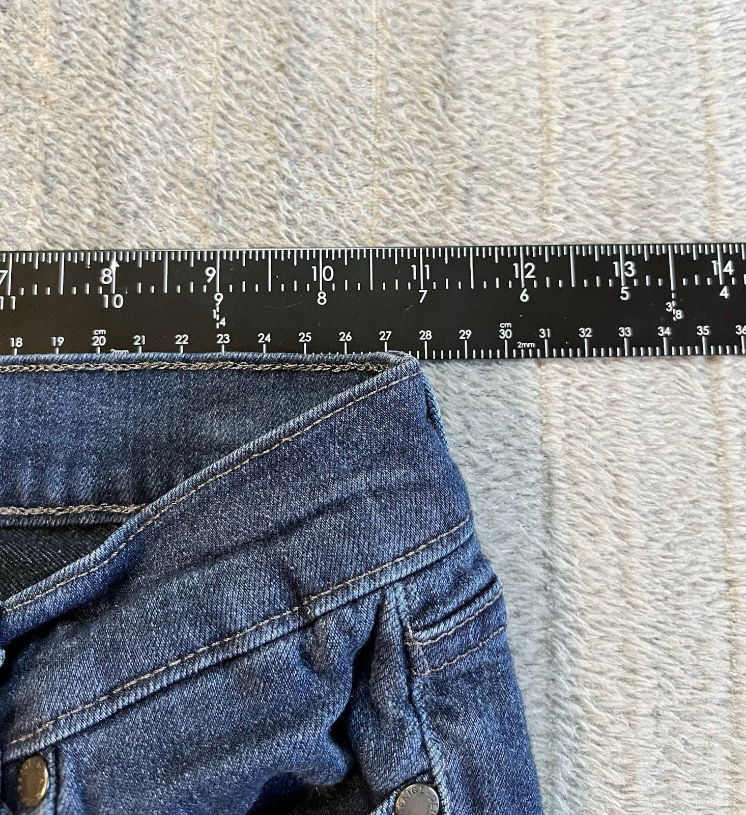 Women’s PAIGE Verdugo Ultra Skinny Jeans Dark Blue Denim Size 25 Rocker Slim 12