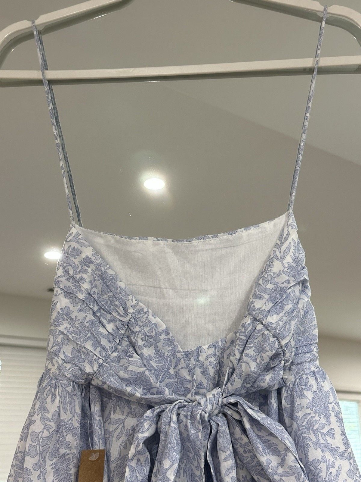 Kourt Floral Blue Dress Size M New 9