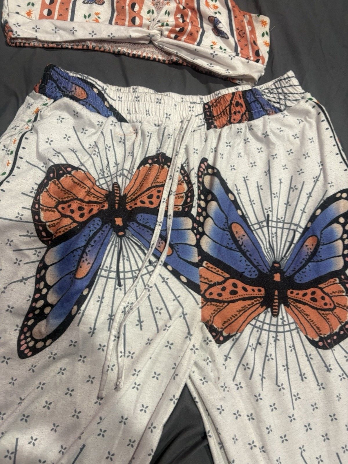 Women’s L Butterfly Pajama Set Sleeveless V-Neck Bralette Top Drawstring Pants 2