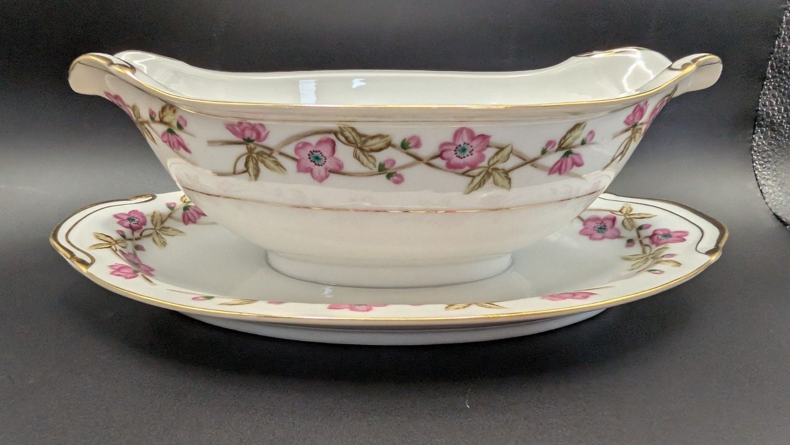 Valmont China Briar Rose Pattern Gravy Boat Attached Underplate Gold Trim 1