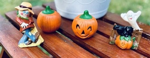 Vintage Halloween Kitschy Hand Painted Ceramic Figurines Spooky Season Set Of 4 9