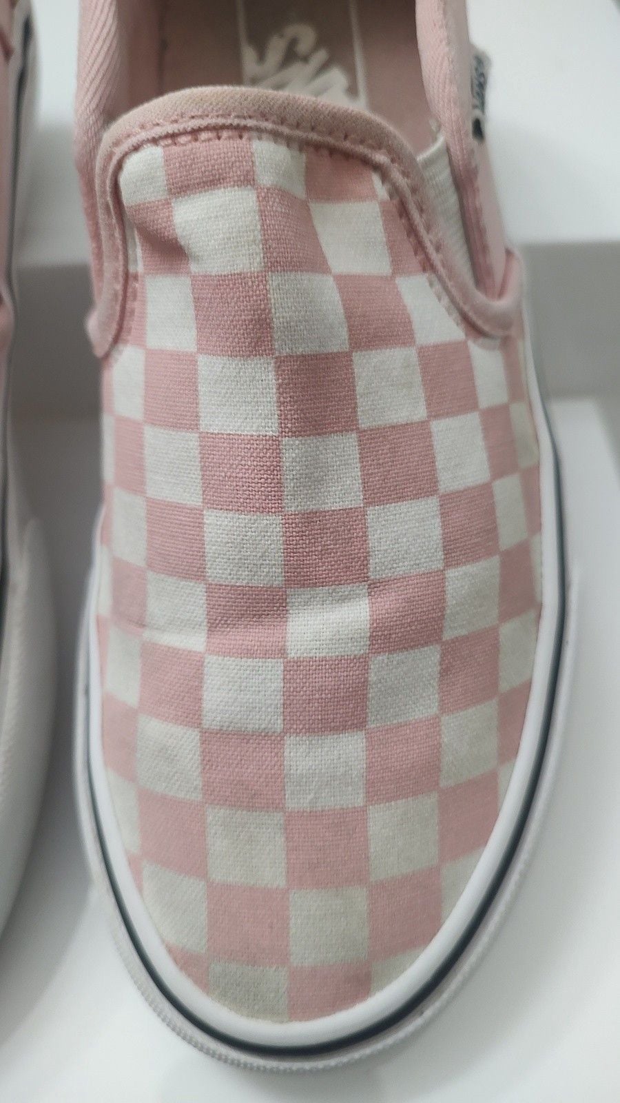 Vans Classic Slip-On Checkerboard Pink and White Sneakers, US(Wmn)6 9