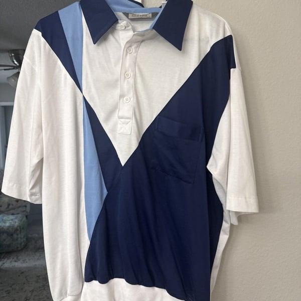 IdleTime White Blue Polo with front pocket, size xl-0015
