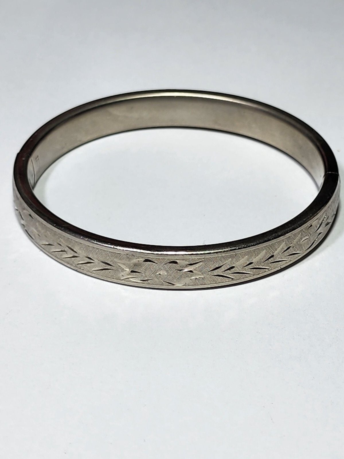 Vintage Crafmere Sterling Silver Etched Bangle Bracelet 2