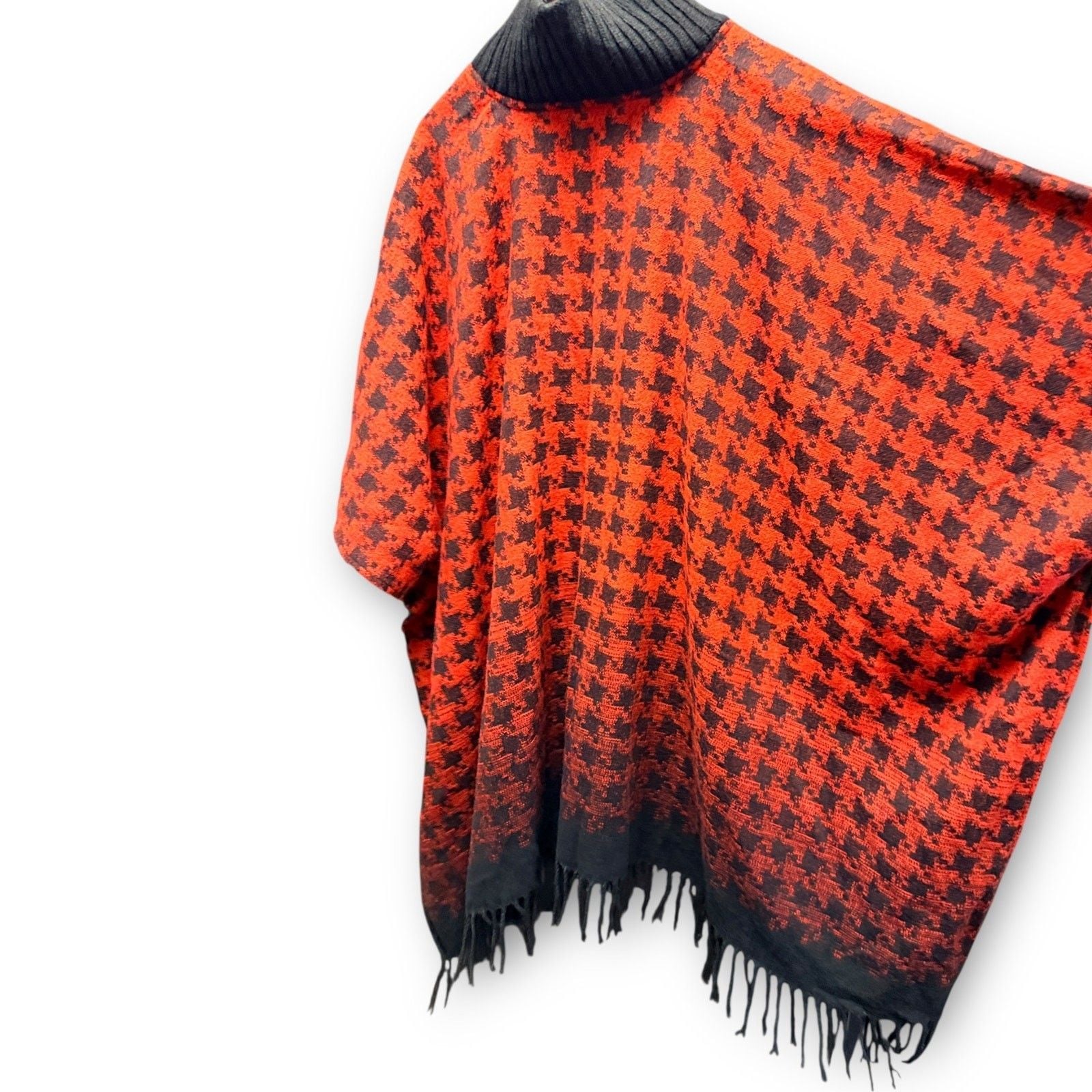 Marc New York Andrew Marc Houndstooth Fringe Poncho Cape Red Black One Size NWT 9