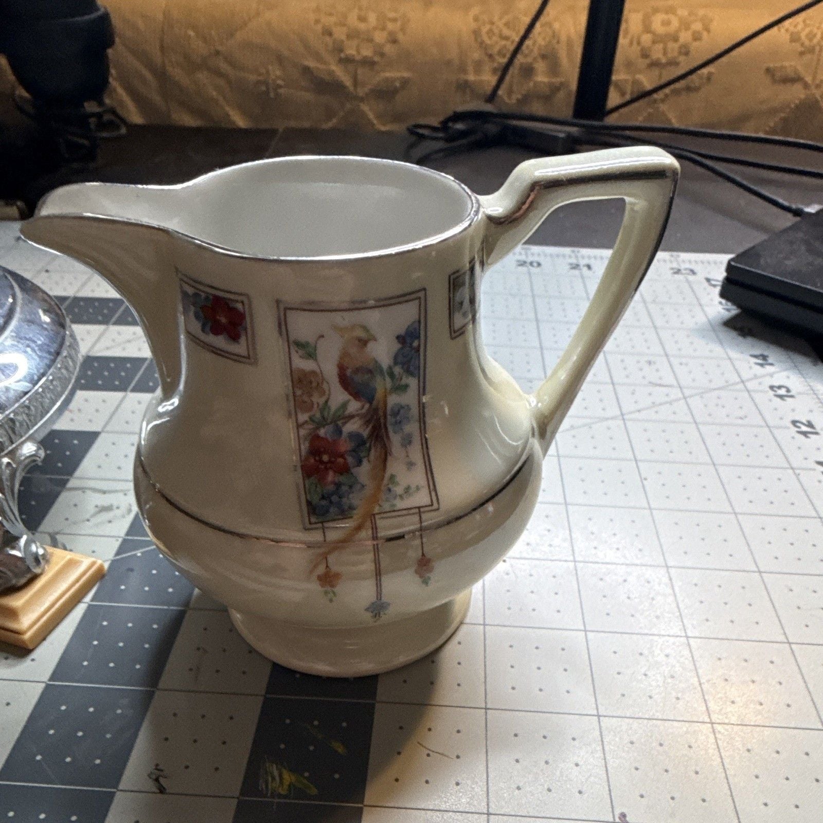 Robeson Rochester Electric Ceramic Coffee Pot Bird Pattern Metal Base w/ Lid 12