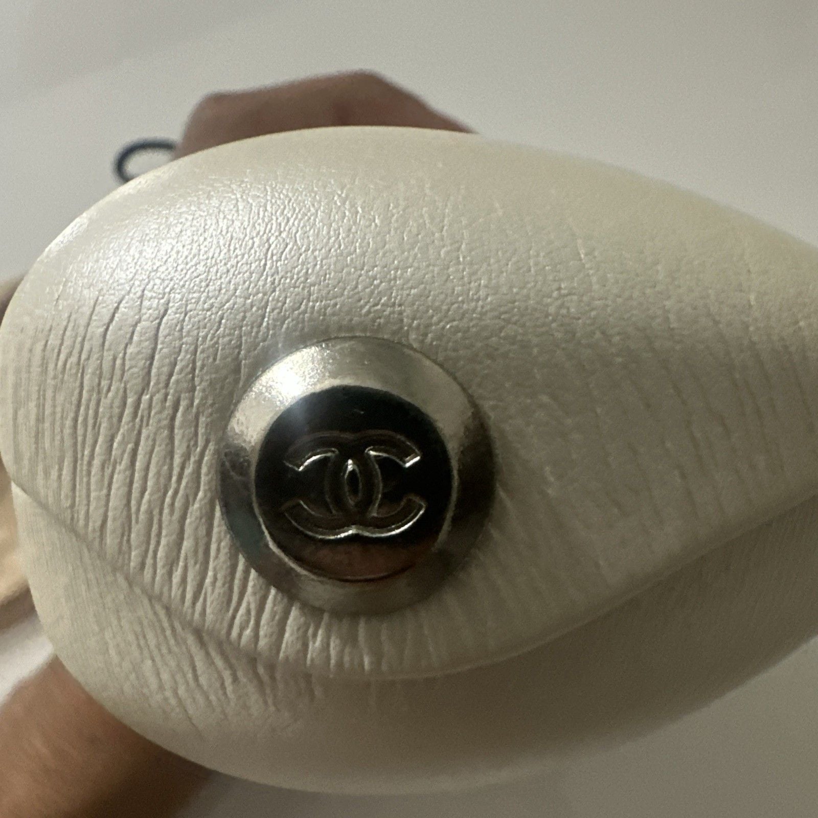 CHANEL Women's Sunglasses with Case And Pouch 18