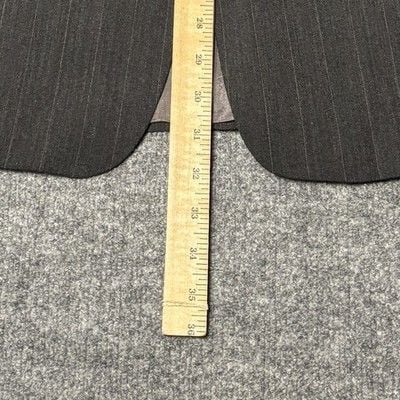 Adolfo Suit  Men’s 42R Classic Fit Charcoal Gray Wool Blend Pinstripe  12