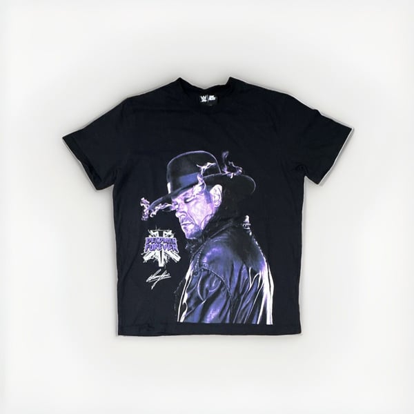 WWE Undertaker Men's T-Shirt Size Medium Black Short Sleeve Crew Neck