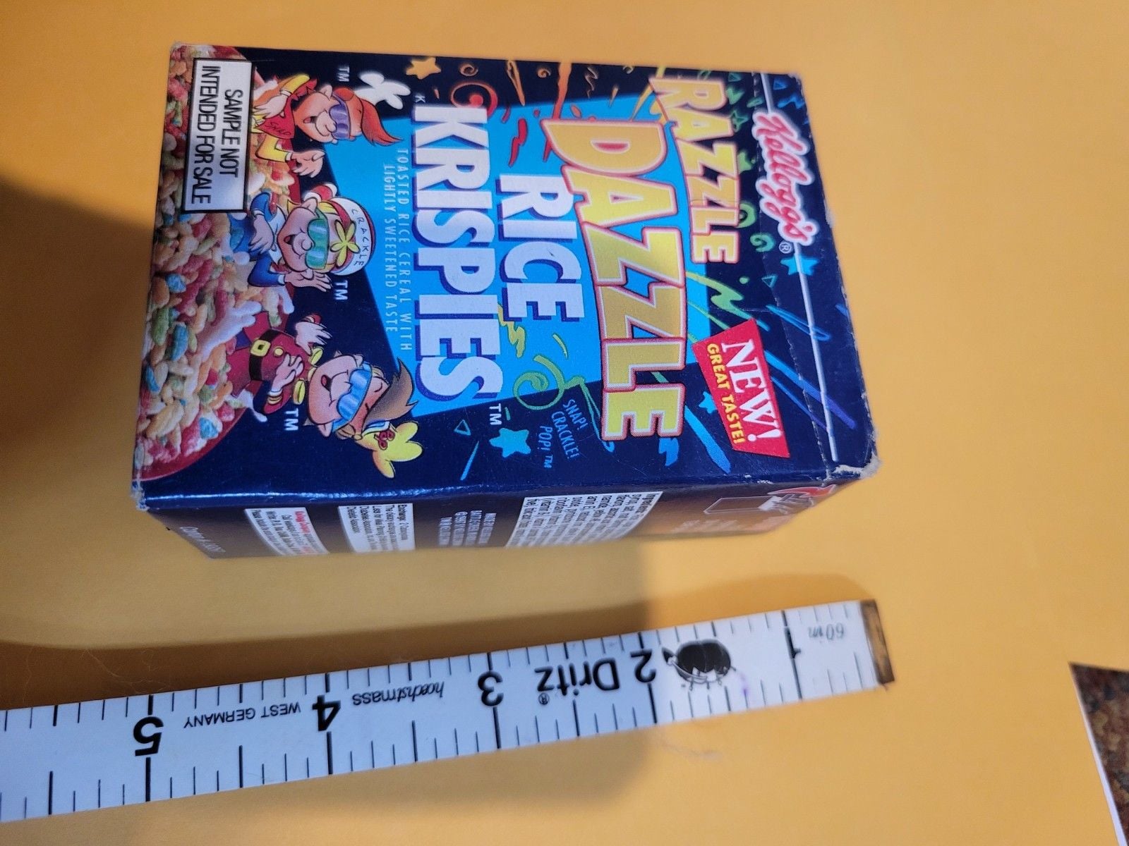 Kellogg's Razzle Dazzle Rice Crispies Cereal Box 1998 Original Seal NOT OPEN! 3