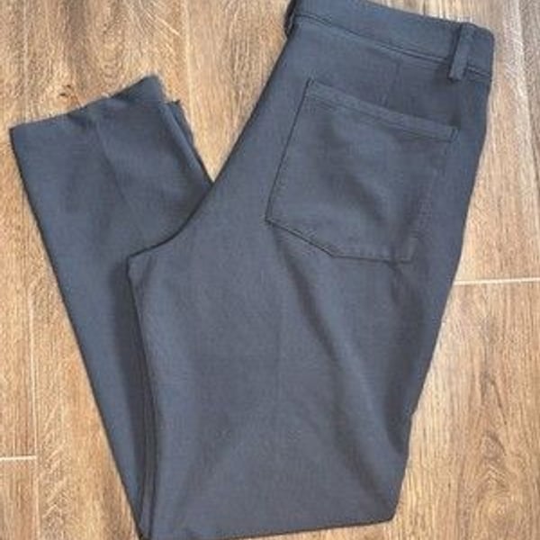 Haggar Men’s Performance Active Travel Golfing Pants Size 33x30 Slim Fit Black