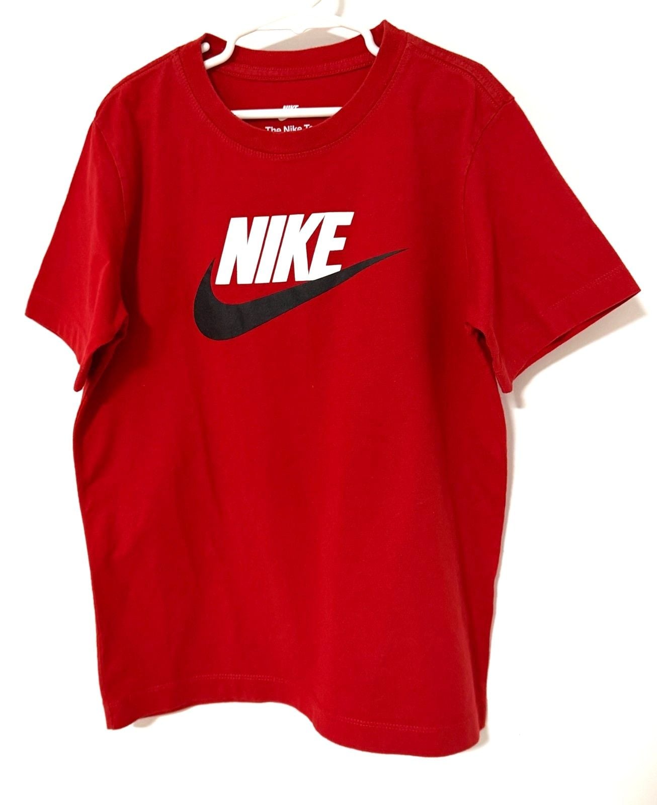 Nike Boys T-Shirt Size M 10-12 Red Big Logo Swoosh Short Sleeve Cotton 4