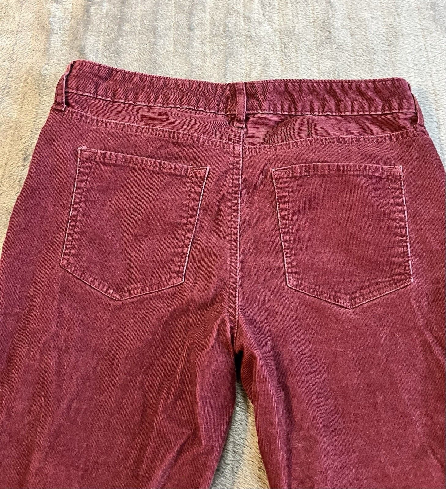 Women’s Eddie Bauer Corduroy Flare Pants Burgundy Size 8 Curvy Bootcut Fall 10
